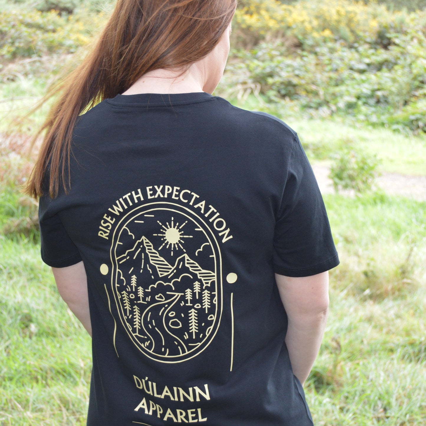 Dúlainn Apparel Unisex Heavyweight T-Shirt  (Generic Black - Pathfinder)