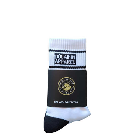 Dúlainn Apparel Soft Cotton Jacquard Socks – White & Black
