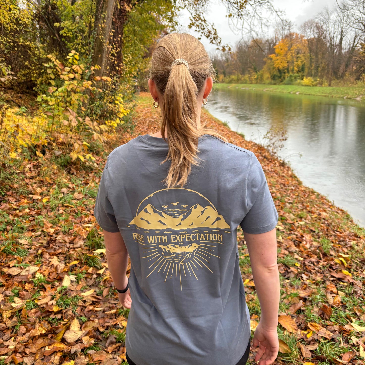 Dúlainn Apparel Unisex Heavyweight T-Shirt  (Mineral Grey - Dawn Breaker)